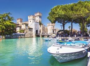 Hajókázás SIRMIONE körül. Városnézés Észak-Olaszország egyik legvirágzóbb településén, a szerelmesek városában, a mindig lüktető VERONA-ban: Aréna, Romeo háza, Júlia erkélye stb.