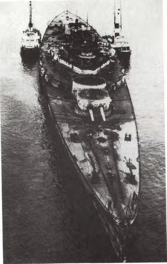488 l. kép. A német HINDENBURG" csatacirkáló 1917-bcn készült el.