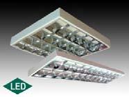 E-DELUX-T8 LED 2x18W 1-25-19-0229 E-DELUX-T8 LED 2x22W 1-25-19-0230 E-DELUX-T8 LED 4x10W 1-25-19-0228 Felület tre szerelhető lá ámpatestek E-DELUX-T5 fénycsöves tükrös mennyezeti lámpatest Mennyezeti