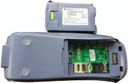 Akkumulátor töltő csatlakozója Külső soros interfész csatlakozója 8. sz. ábra Akkumulátor SIM-kártya foglalat 14.4.5.