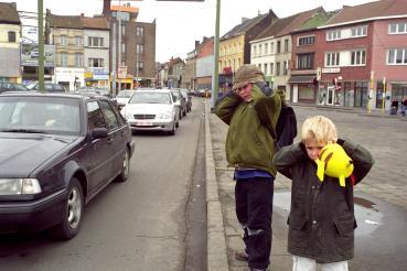 Közlekedési zajok Az 1. és a 2. sebességfokozatban a motor- és az erőátvitel zaja a domináns, A 4.