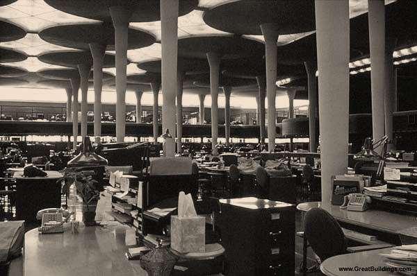 Johnson Wax Factory irodaház, Racine, (USA) 1936, Frank Lloyd Wright Dobai János