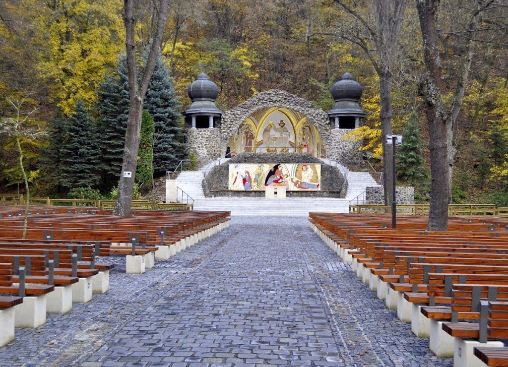 A SZENT ANNA KÁPOLNA ROMJAINAK BEMUTATÁSA 27,5 M FT 2.