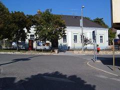 HÁZIREND