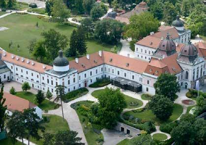 KIRÁLYI KASTÉLY 2100 Gödöllő, Grassalkovich-kastély, 5852 hrsz. ELHELYEZKEDÉS: A Gödöllői Királyi Kastély a Grassalkovich családnak Gödöllő város belterületén található kastélya Pest megyében.