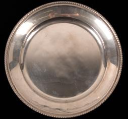 Díszserleg / Goblet magyar, 1937-1966 közötti fémjelzéssel, 800 ezrelékes ezüst, mesterjeggyel, a cuppa alatt gömbsoros díszítéssel hungarian, hallmark between