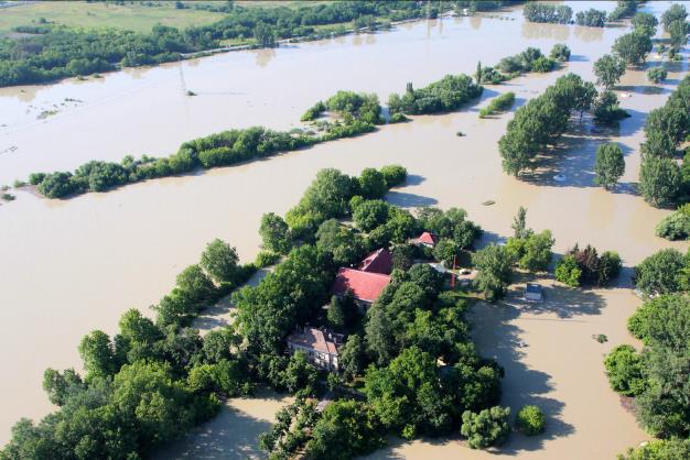 2013 júniusában az árvíz Pest meőyében 26 települést veszélyeztetett. Az árvízi védekezésnél őosszantartó beavatkozások történtek.