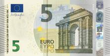 Az Európé-sorozat nagyobb védelmet nyújt a pénzhamisítás ellen, és növeli az eurobankjegyek biztonságát.