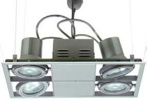 Az egyes lámpatestek egymástól függetlenül, külön-külön forgathatók és billenthetők.