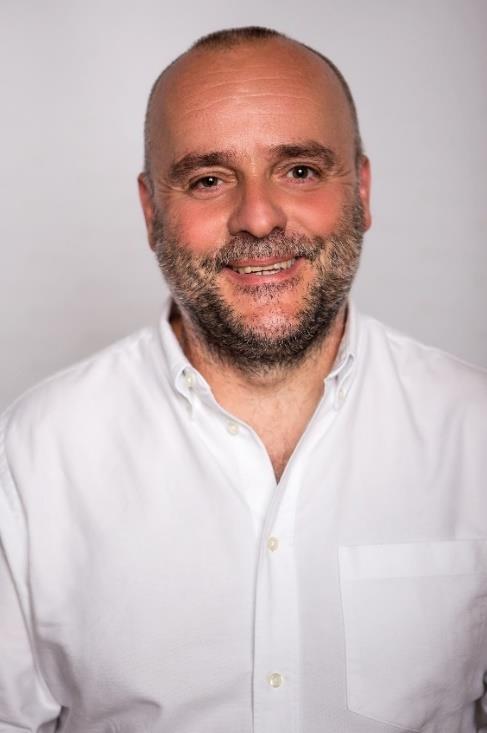 Gruber László Tantárgy/szakterület: földrajz, történelem, természeti földrajz, szakmai utak szervezése, vezetése Intézmény: Bonyhádi Petőfi Sándor Evangélikus Gimnázium, Kollégium és Általános Iskola