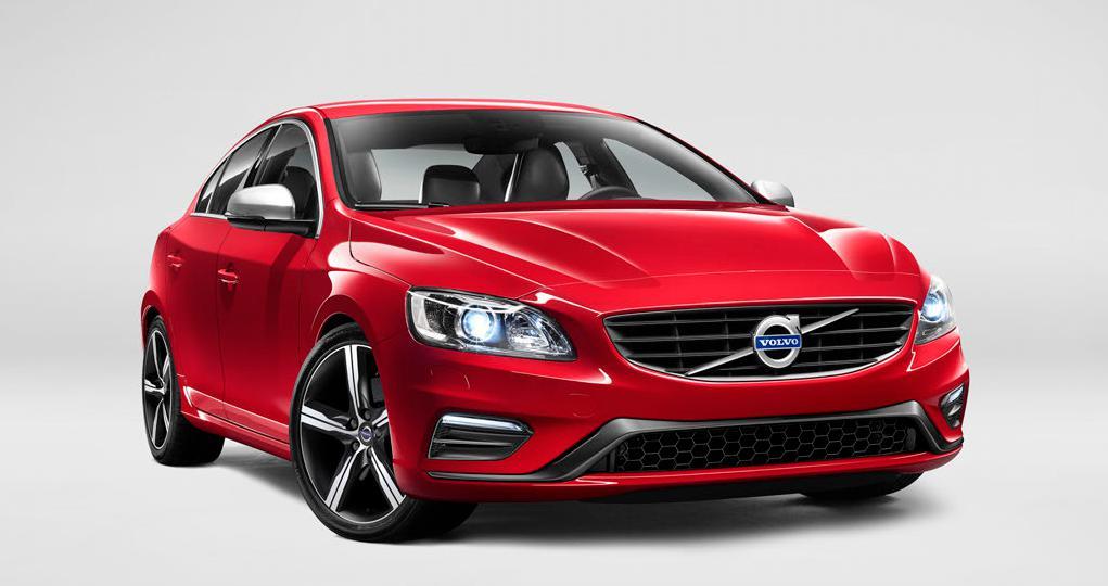 VOLVO S60 1 Az R-Design a Volvo sportos modellváltozatainak márkaneve.