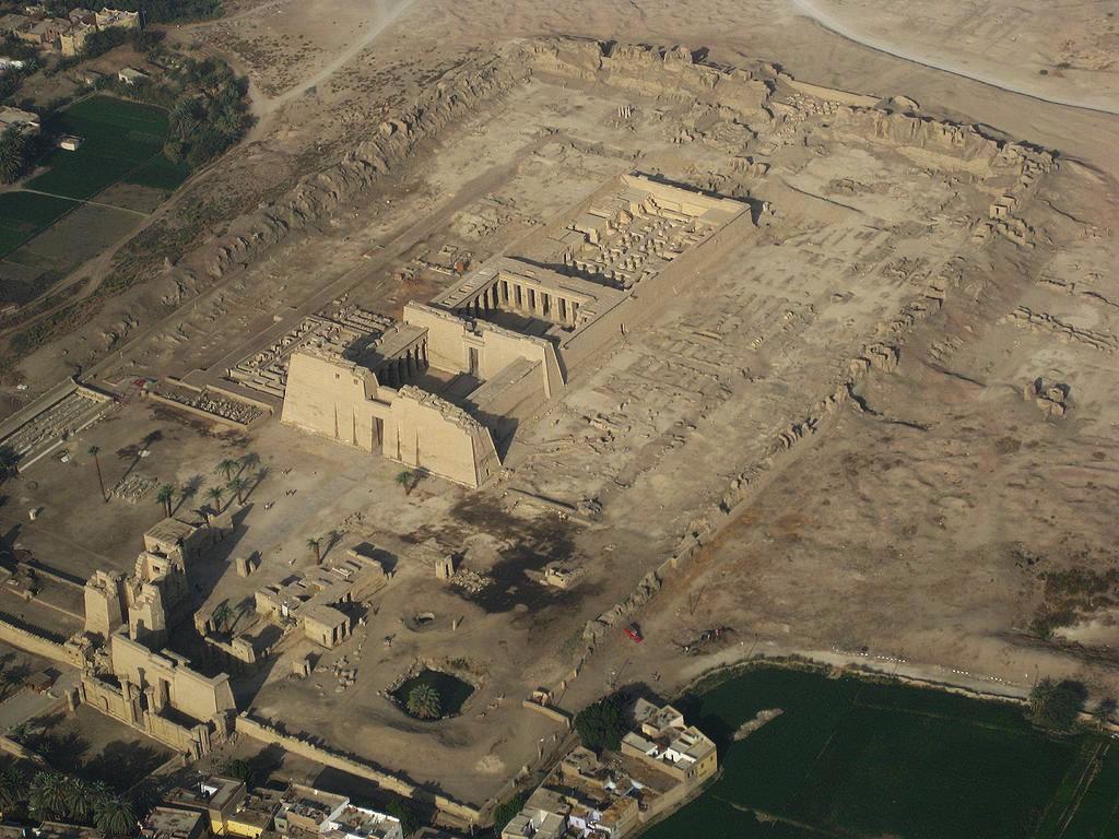 Théba (Nyugati part) Medinet