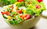 Salate de acompaniament Accompaniment salads - Kísérő saláták Salată de varză albă White cabbage salad Fehér káposzta saláta 200g/