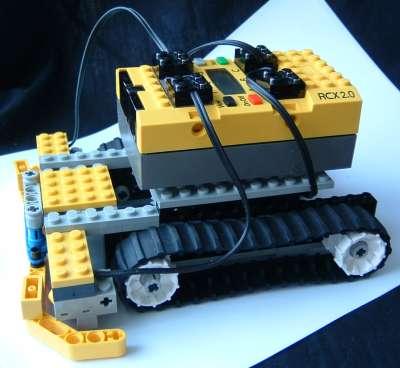 Fantasztikus programozás és LEGO robotos,