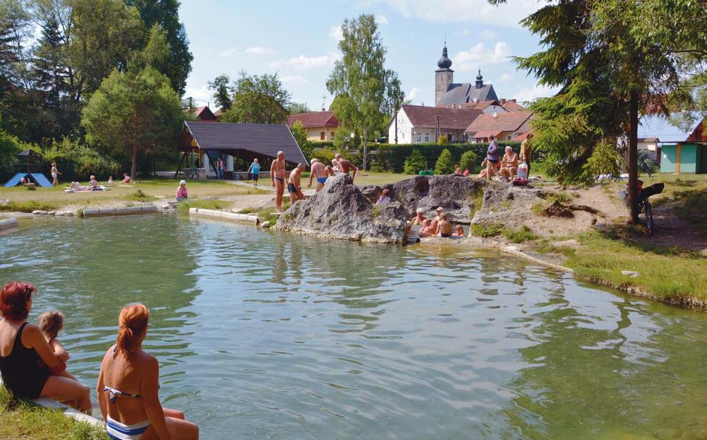 Každá chutí inak... V Liptovskom Jáne sa v liečivej vode môžete ovlažiť na viacerých miestach. Najpopulárnejším prírodným kúpaliskom ale už roky ostáva Kaďa.