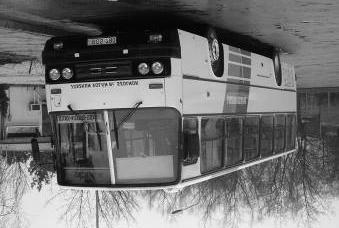 10 év alatt 800 ezer km, nagyjavítás nélkül! buszt, elmeséli, hogy 17 éve vezet autóbuszt, ez a második busza, és nagyon szereti. Sokat jelentett, hogy szinte sajátjaként bánik vele.