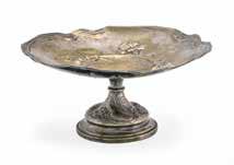 ASZTALI ÍRÓKÉSZLET / TABLE WRITING SET francia, 1900 körül, öntött ón, Ophélia art nouveau stílusú ábrázolásával, sérült French, around 1900, cast tin, imagery of Ophelia in art nouveau style, h: