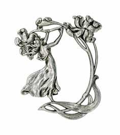 MELLTŰ / BROOCH osztrák, 1900 körül, fémötvözet, lány virágokkal ábrázolással Austrian, around 1900, metal alloy, girl with flowers imagery m: 8 cm 11 000 Ft 40 438.