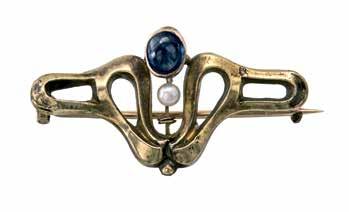 KITŰZŐ / PIN Európa, 20 század, festett fém Europe, 20th century, painted metal h: 6,5 cm 471.