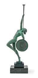 703. KIRAKATI BÁBU / MANIKIN USA, 1980 körül, fröccsöntött műanyag, fa talapzaton USA, around 1980, cast plastic on wooden pedestal 208*92*45 cm 140 000 Ft 470 704. PIERRE MARIE FR.