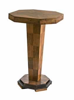 ASZTAL / TABLE francia, 1920 körül, tölgyfa alapon dió és mahagóni borítással, sérült French, around 1920, walnut and mahogany on