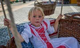 augusztus 26. vasárnap TÖRTÉNELMI TÉMAPARK Azoknál a bemutatóknál, melyeket már a pénteki és/vagy a szombati napon is láthatott a közönség, a hosszabb leírást az első témaparki fellépésnél találják.