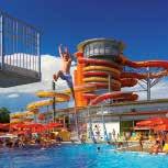 hihetetlen 270 méter hosszú XXL Monster Ride. További információ: www.