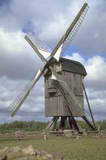 144. ábra: Szélmalom Hollandiában a XV. századból A gőzgépek elterjedése visszaszorította a szélenergia hasznosítását és csak a XX.