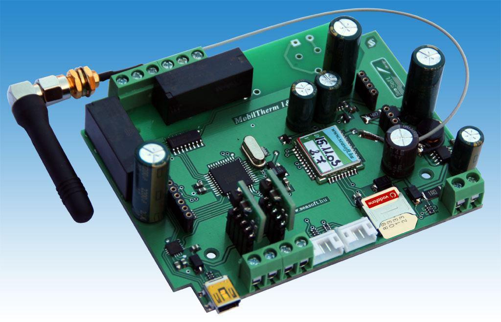 A GSM hőfokjelző-riasztó modul belső Lythium-polimer akkuval, 2 db külső digitális hőmérővel, alapesetben 2 db záró kontaktusra aktiválódó bemenettel és 2 db egyáramkörös nagyáramú relés kimenettel
