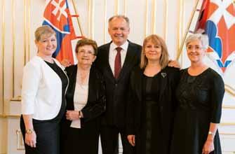 Na pulze univerzity Biele srdce pre Alenu Uríčkovú a Máriu Musilovú Doc. PhDr. Mária Musilová, PhD., druhá zľava, v strede prezident SR Andrej Kiska, prvá sprava PhDr. Alena Uríčková, PhD.