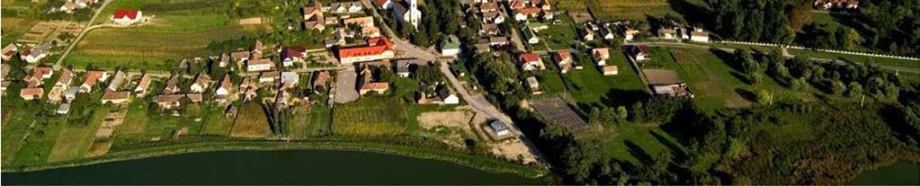 Országos és helyi jelentőségű természetvédelmi terület, valamint Natura2000 terület nem található Alsómocsoládon.
