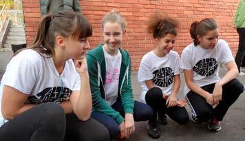 1 osztályok 2 87 A jelentősebb osztályprogramok: szeptember ismerkedő kirándulás (Pilis) szülők nélkül, majd szülőkkel biciklitúra (Velencei tó) október november december január február március