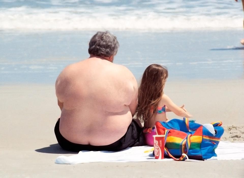 Túlsúly A férfiak 36,5%-a a nők 30,3%-a túlsúlyos. A BMI alapján minden negyedik magyar férfi és közel minden harmadik nő elhízott.