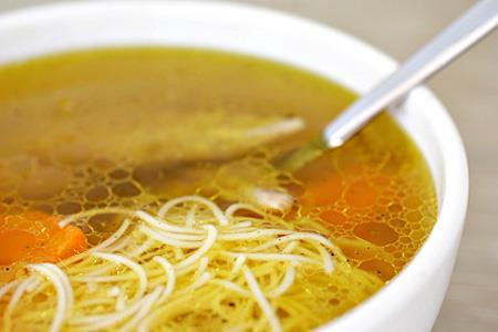LEVESEK/ SOUPS/ SUPPEN csésze (2 dl) topf (4 dl) Húsleves cérnametélttel 540,- Ft 840,- Ft Meat soup with angel hair noodles Fleischsuppe mit Fadennudeln Húsleves házi
