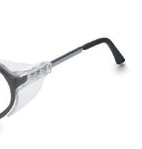 állítható szárhossz lehetővé teszi, hogy a viselő az arc formájához igazítsa a szemüveget Puha, duo-flex szárvég a fokozott kényelemért Kétlencsés kialakítású