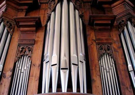 Az orgonamuzsika áhítatát pedig hol is élhetnénk át leginkább, mint hazánk egyik legimpozánsabb templomában, a neoklasszicista Szent István Bazilikában.
