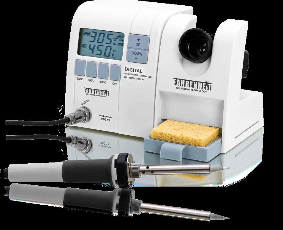 A forrasztószett tartalma: Pákaállomás: 230 VAC (50 Hz)