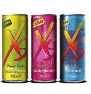 Kapcsoljon nagyobb sebességfokozatra az XS Power Drink energiaitallal! XS az első teljesen cukormentes energiaital márka a világpiacon.