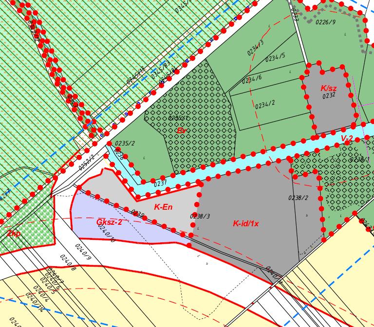 A zöld vonallal csíkozott terület hivatalos nyilvántartás szerint még Natura 2000 különleges természetmegőrző terület, a hatályos településrendezési terv elfogadását megelőző, természetvédelmi