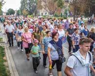 Sőrés István alpolgármester megfogalmazta, hogy az érdeklődők nagyon örülhetnek az alkotásoknak, amelyeken a régi motívumok mellett, a modern fantáziaszülte elemeket is nyomon követhetik.