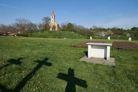 A három falucska évről évre megrendezi a Szikince fesztivált, amelyre a tágabb régióból is érkeznek vendégek.