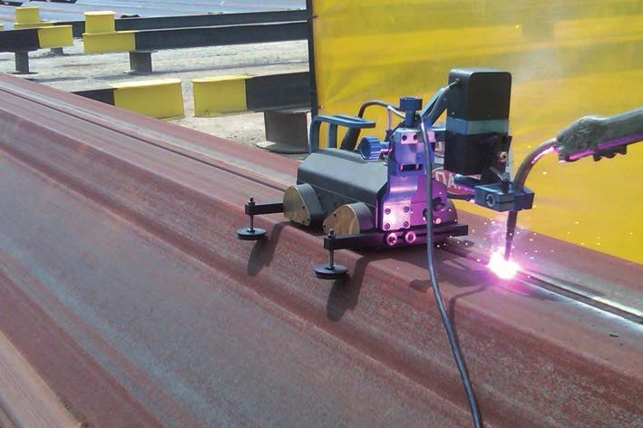 A Lizard hegesztőtraktor elsődleges tulajdonságai és előnyei: Kompakt, könnyű kivitel masszív
