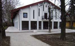 hitelének segítségével sikerült felépíteni a 4 csillagos butikhotelünket, mely az Operaház melletti sétálóutcában található. 2013-ban Magyarország 3.