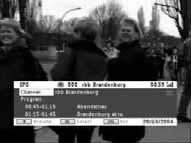 A videó megtekintése után, bontsa szét a csatlakoztatást az AV-bemenet deaktiválásához. 1 Az EPG-hez való csatlakozáshoz, nyomja meg az EPG gombot.