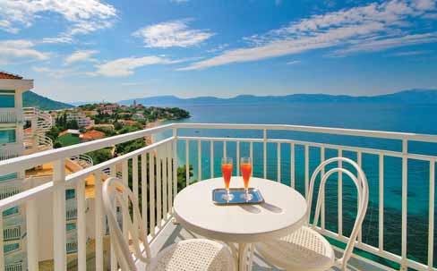 GRADAC HORVÁTORSZÁG DALMÁCIA ADRIATIQ HOTEL LABINECA 3* ALL INCLUSIVE Fekvése: Gradac településen, közvetlenül a tengerparton, több épületből álló szálloda Strand: aprókavicsos Szobák: