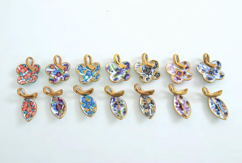 Jewellery C1 C2 C3 C4 C5 C6 C7 Pattern: C1 C7 Pendant, flower shape