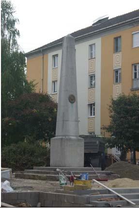 Szovjet hősi emlékmű beton