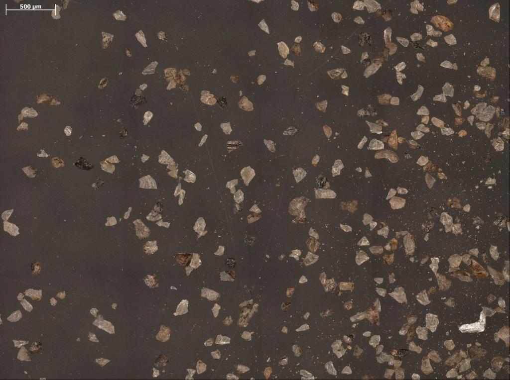 47. ábra 63-125 µm-es regenerált homok mikroszkópiai képe A gyanta tartalom a legjobb mérésnél (golyótöltési fok 40%,