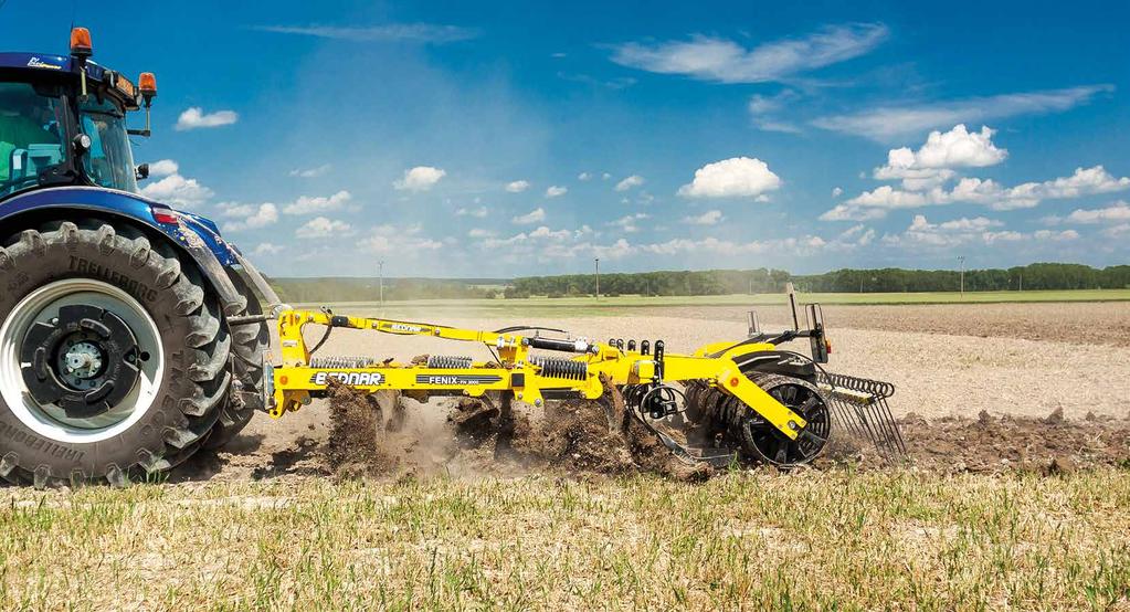 FENIX FN, FN_L Általános ismertető A GÉP FŐ ELŐNYEI A 100 100 mm-es szelvényekből készített, nagy méretű, háromgerendelyes váz fokozott vázmerevséget garantál.