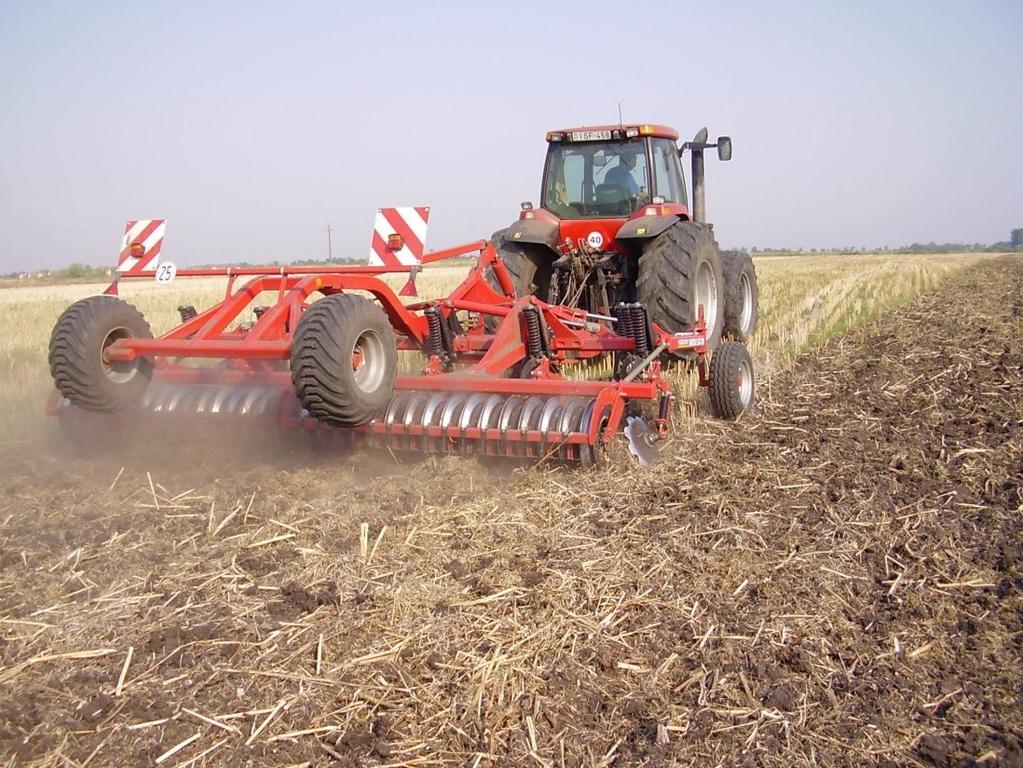 talajművelési kísérlet mulcs kezelésében, 2007 őszén 10. kép.